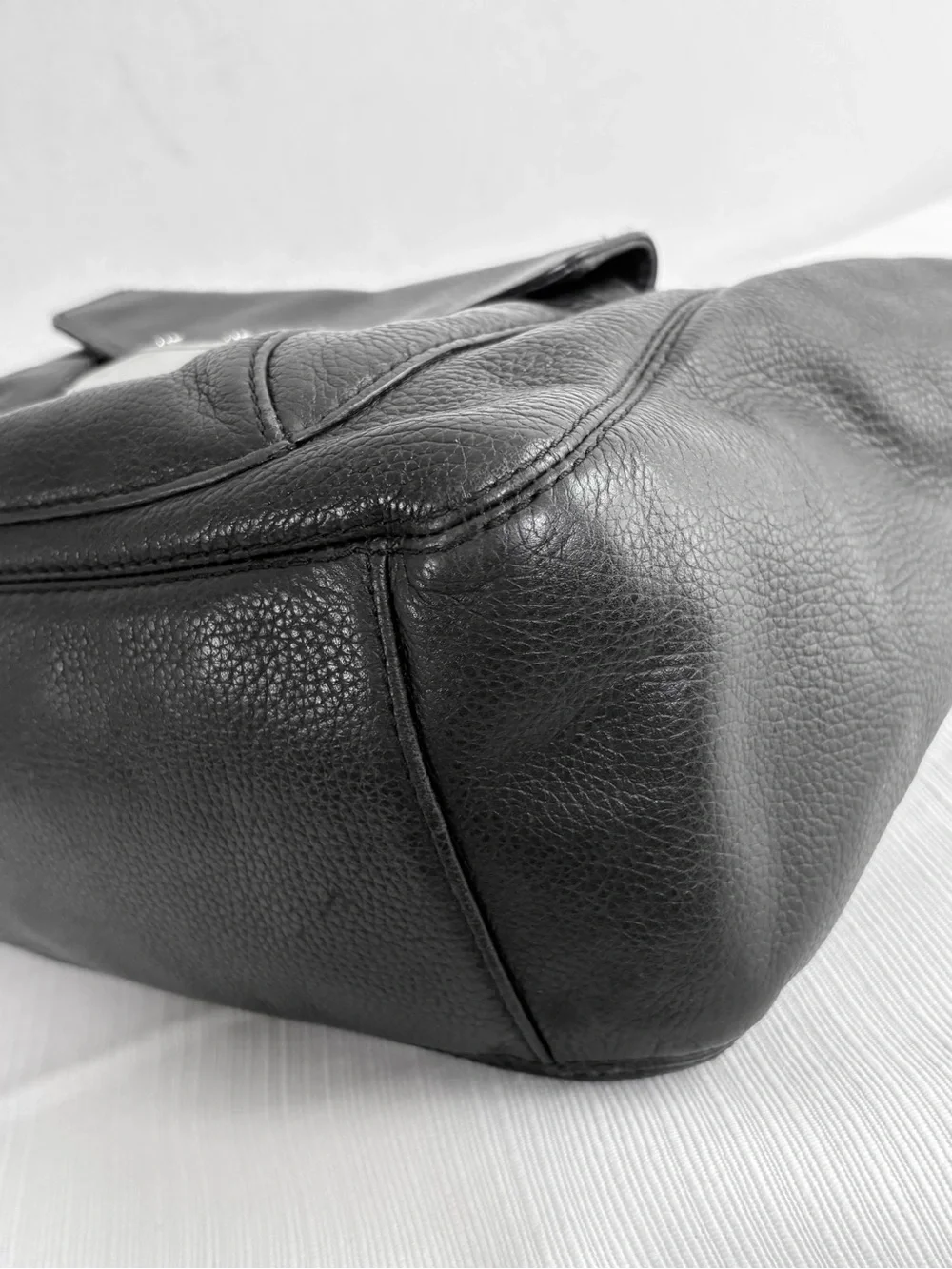 MICHAEL KORS Fulton Pebbled Leather Hobo Shoulder Bag Purse Minimalist Neutral